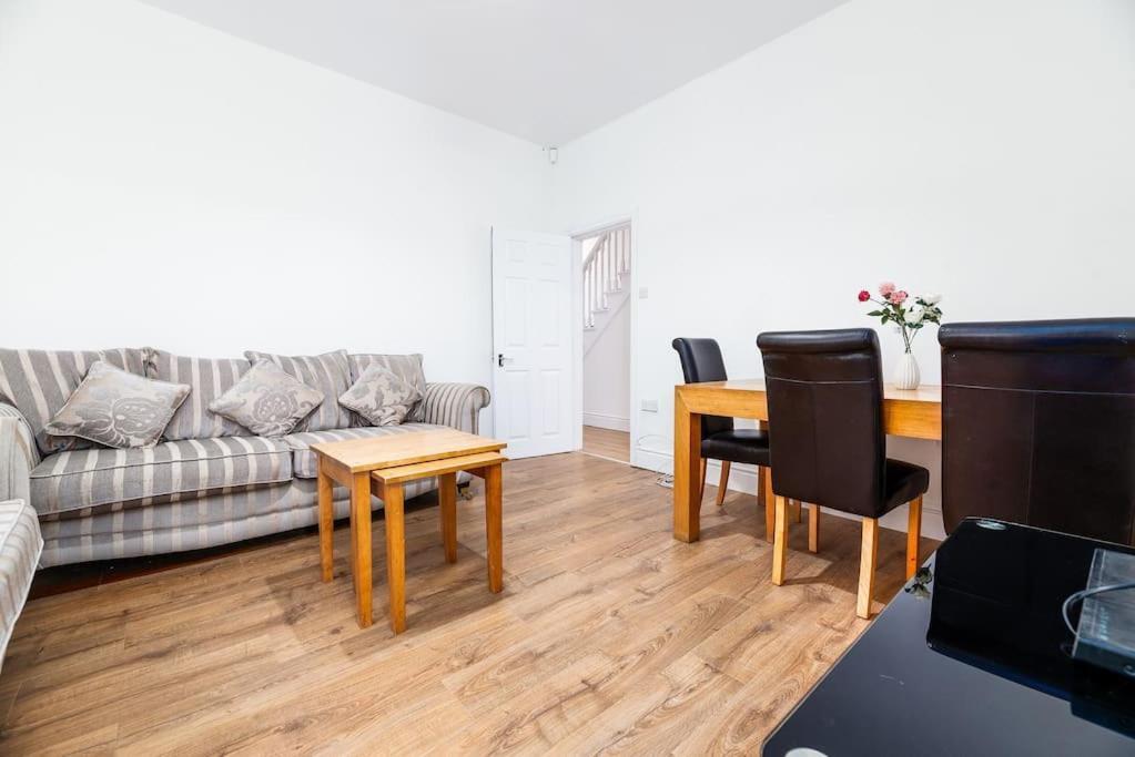 Holiday Lodge, Close To Nottingham City Centre Esterno foto